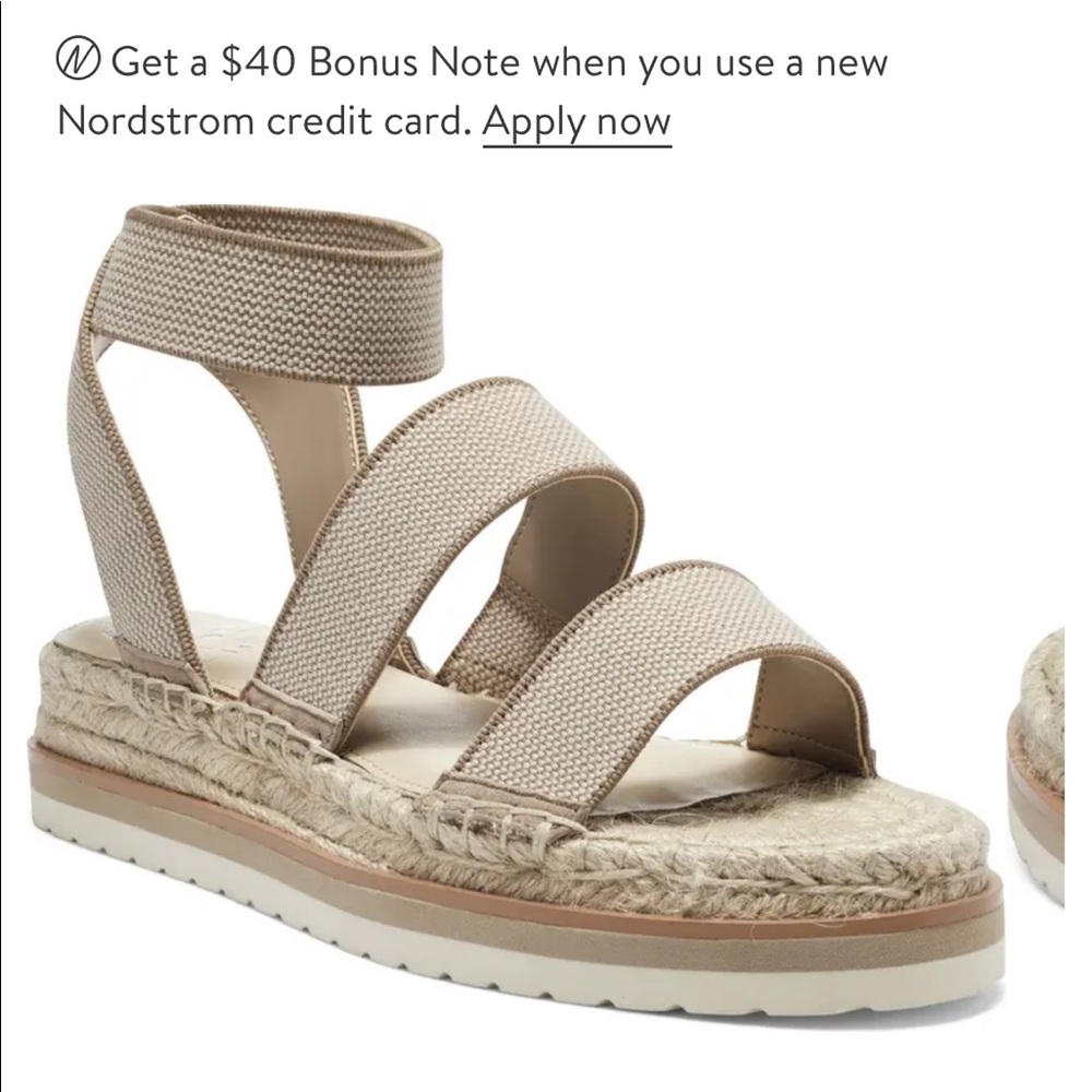 VINCE CAMUTO Kolindia Flatform Sandal Size 7